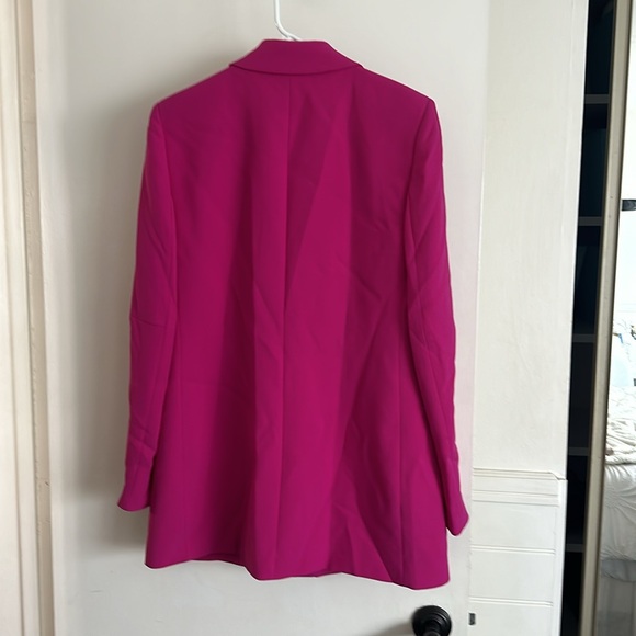 Elie Tahari Pink Blazer. Size 10 - Picture 2 of 4